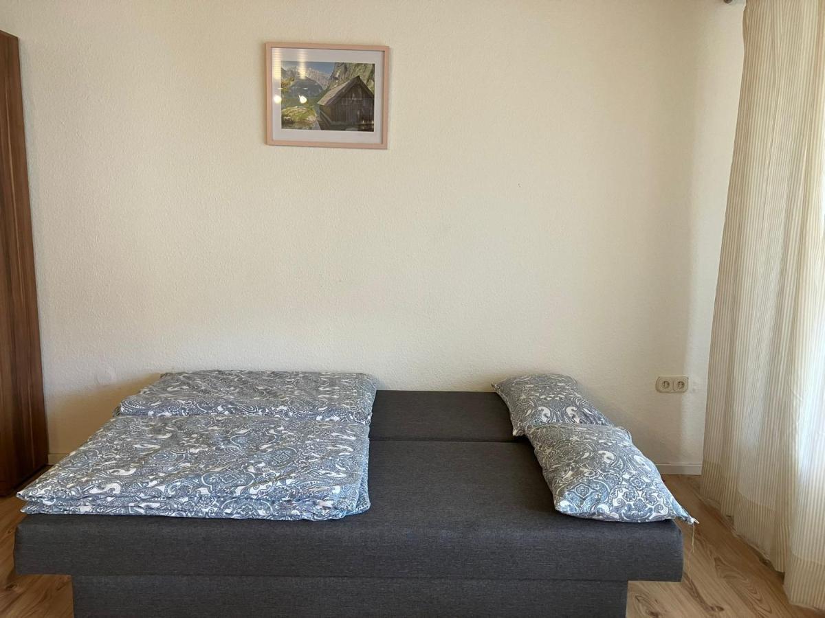 Private Studio Apartment With Balcony In Dortmund-Brackel Exterior foto